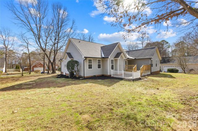 108 Woodstork Cove Road, Mooresville, NC 28117