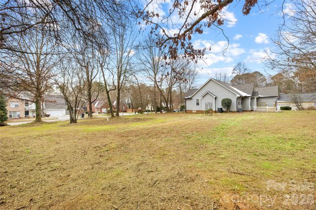 108 Woodstork Cove Road, Mooresville, NC 28117