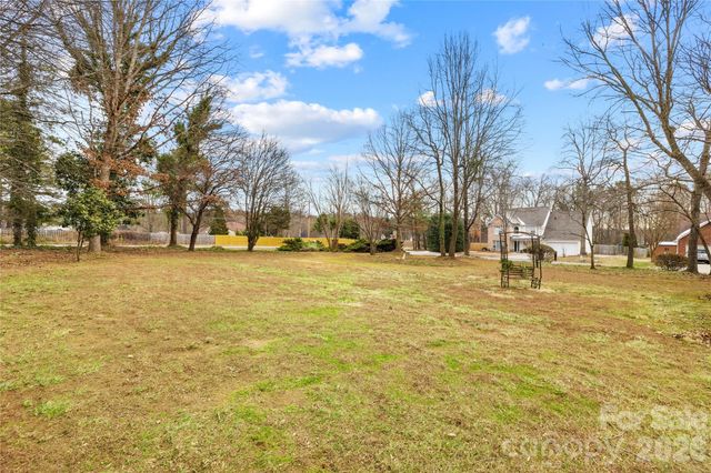 108 Woodstork Cove Road, Mooresville, NC 28117