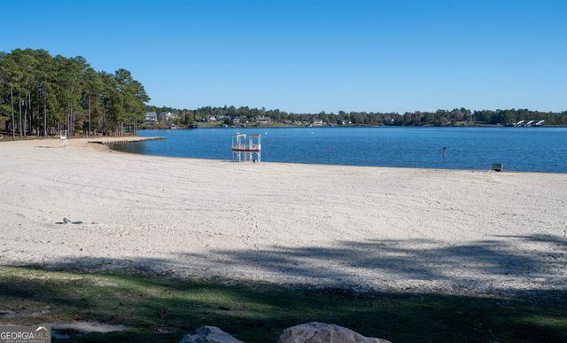 201 Lochwolde Drive, Macon, GA 31220
