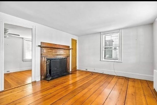 212 North St 212, Hingham, MA 02043