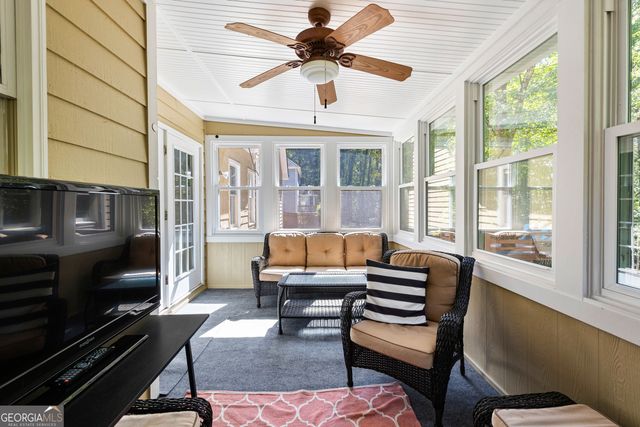 259 Strathmore Drive, Sharpsburg, GA 30277