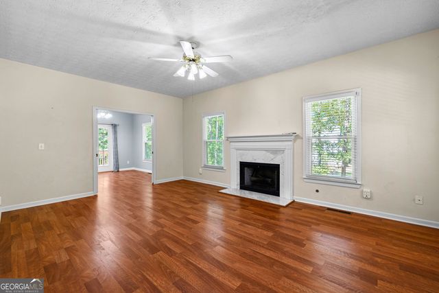 259 Strathmore Drive, Sharpsburg, GA 30277