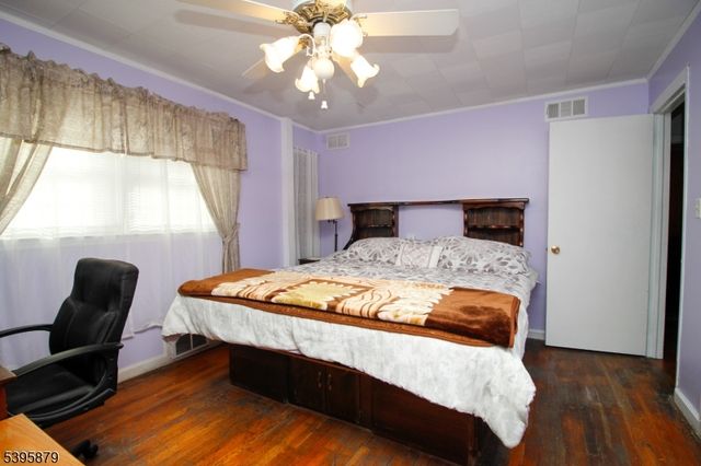 41 Swartswood Rd, Newton Town, NJ 07860