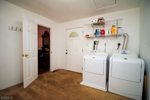 41 Swartswood Rd, Newton Town, NJ 07860