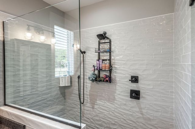 977 Westbrook Dr, Gallatin, TN 37066