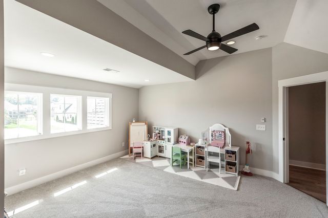 977 Westbrook Dr, Gallatin, TN 37066