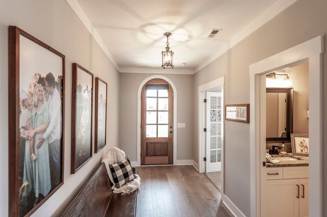 977 Westbrook Dr, Gallatin, TN 37066