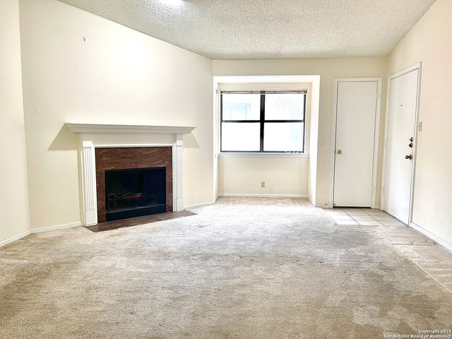 7738 Chambers Rd Apt 403, San Antonio, TX 78229