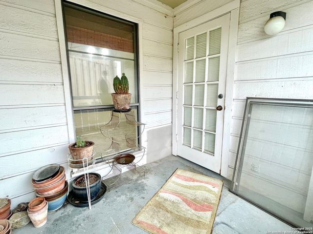 7738 Chambers Rd Apt 403, San Antonio, TX 78229