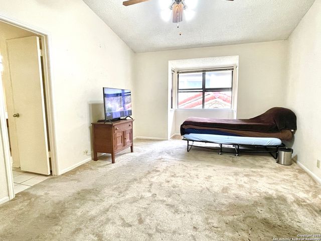 7738 Chambers Rd Apt 403, San Antonio, TX 78229