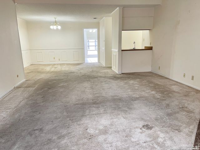 7738 Chambers Rd Apt 403, San Antonio, TX 78229