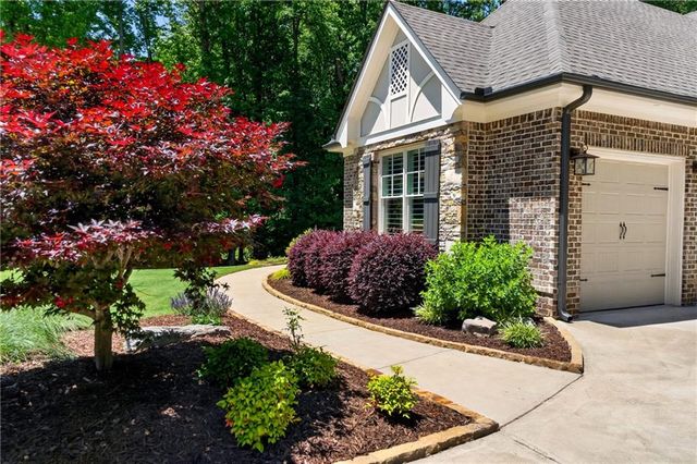 3955 Ineal Drive, Cumming, GA 30028