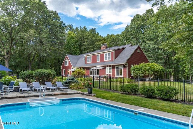 199 County Route 67, Saratoga, NY 12170