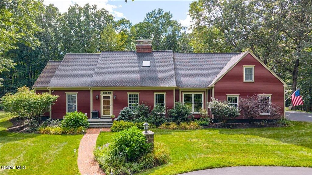 199 County Route 67, Saratoga, NY 12170