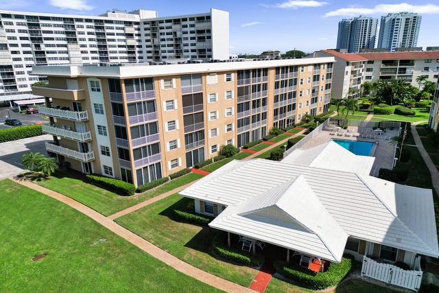 308 GOLFVIEW Road 406, North Palm Beach, FL 33408