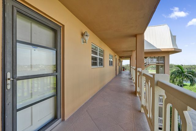 308 GOLFVIEW Road 406, North Palm Beach, FL 33408