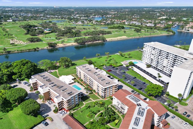 308 GOLFVIEW Road 406, North Palm Beach, FL 33408