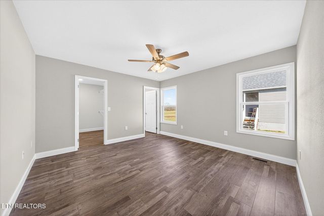 1311 Cook Rd, Crossville, TN 38555