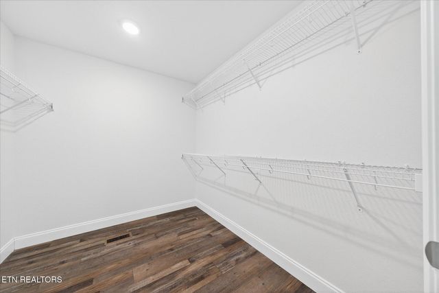 1311 Cook Rd, Crossville, TN 38555