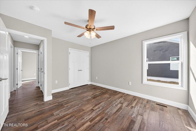 1311 Cook Rd, Crossville, TN 38555