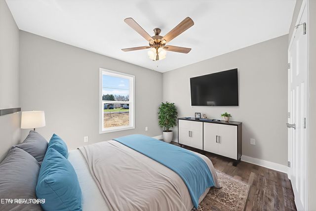 1311 Cook Rd, Crossville, TN 38555