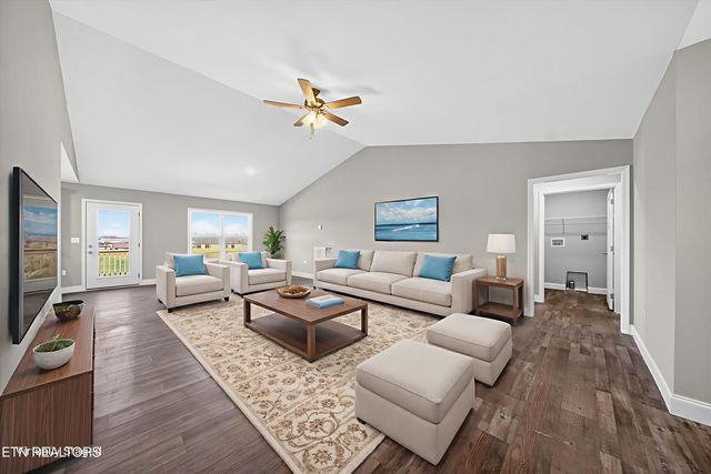 1311 Cook Rd, Crossville, TN 38555