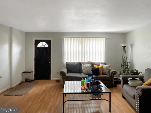 610 HAMPTON DR, Oxon Hill, MD 20745