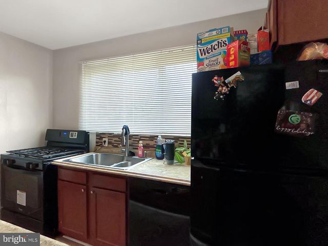 610 HAMPTON DR, Oxon Hill, MD 20745