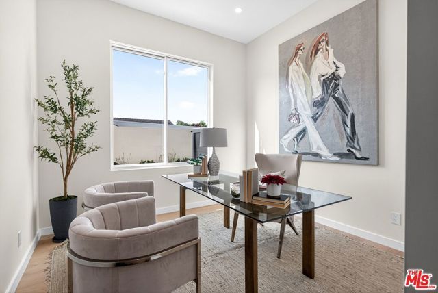 11340 Regent Street, Los Angeles, CA 90066