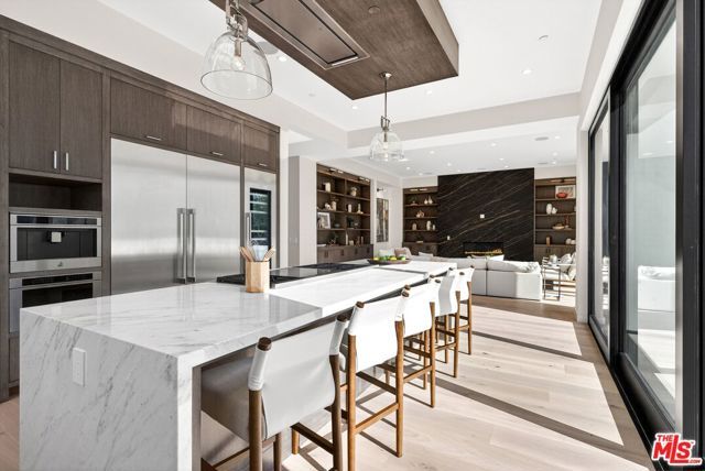 11340 Regent Street, Los Angeles, CA 90066