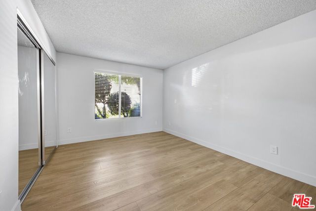 1352 S Carmelina Avenue 301, Los Angeles, CA 90025