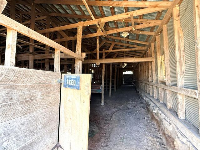 1164 Mountain Spring Road, Delaware, AR 72835