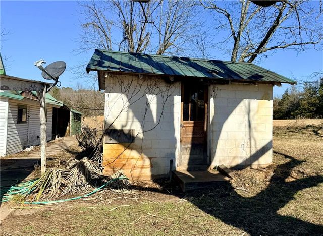 1164 Mountain Spring Road, Delaware, AR 72835