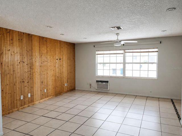 765 HIGHLAND DRIVE, Orange City, FL 32763