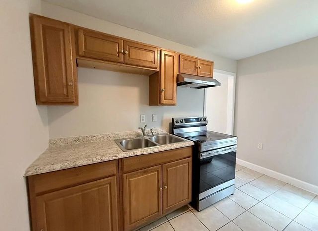 909 Rittenhouse Street, Houston, TX 77076