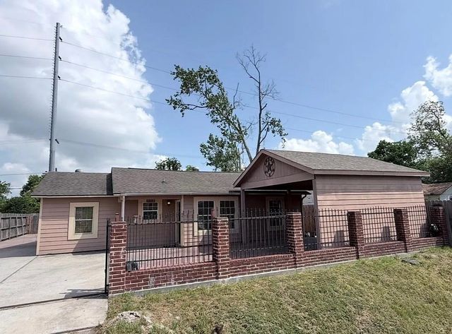 909 Rittenhouse Street, Houston, TX 77076