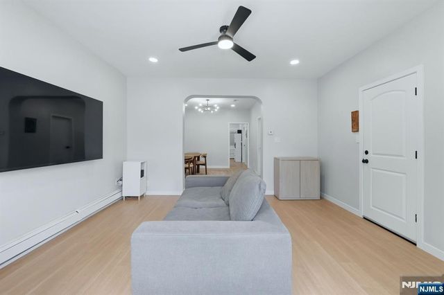 42 Lawrence Street, Bloomfield, NJ 07003