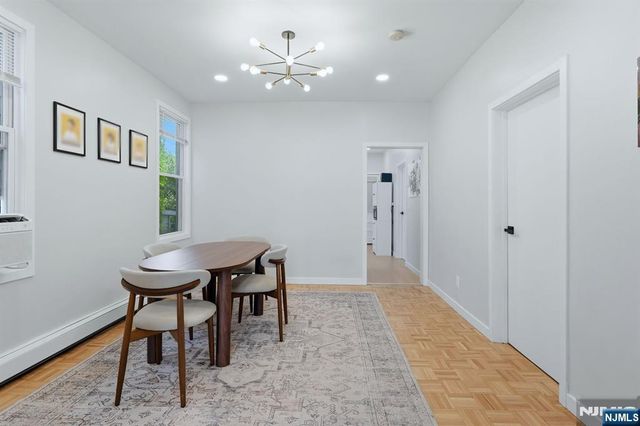 42 Lawrence Street, Bloomfield, NJ 07003