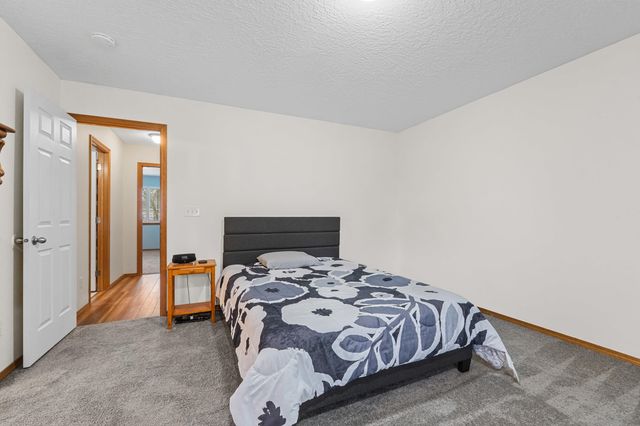 8205 E Sommerset Dr, Spokane, WA 99217