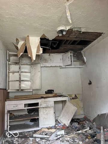 2321 Fairview Street, Anderson, IN 46016