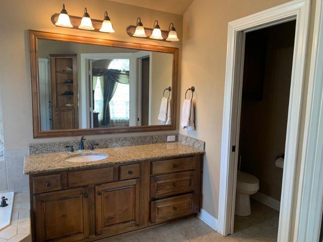 530 N Gum Gull School Road, Crosby, TX 77532