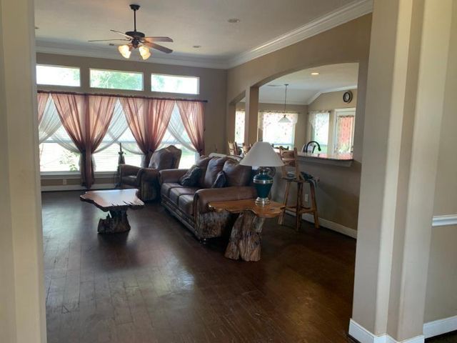 530 N Gum Gull School Road, Crosby, TX 77532