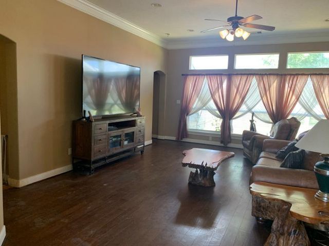 530 N Gum Gull School Road, Crosby, TX 77532