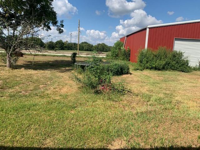 530 N Gum Gull School Road, Crosby, TX 77532