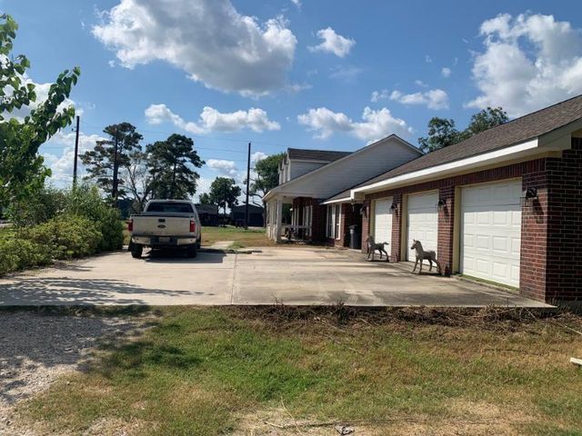 530 N Gum Gull School Road, Crosby, TX 77532