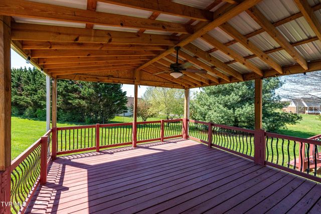 250 Douglas Chapel Road, Jonesborough, TN 37659