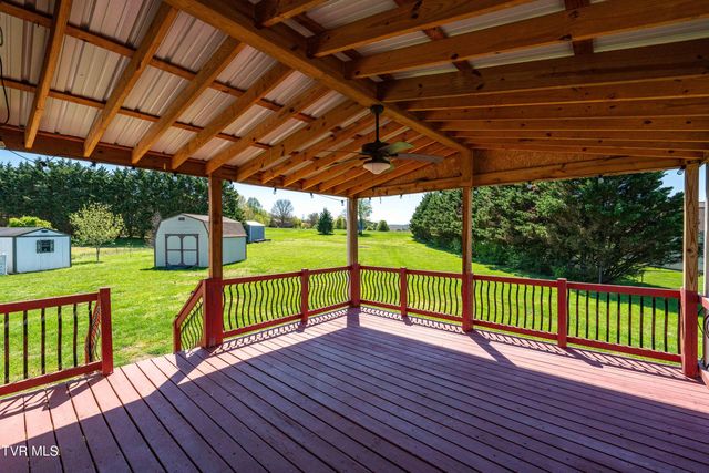 250 Douglas Chapel Road, Jonesborough, TN 37659