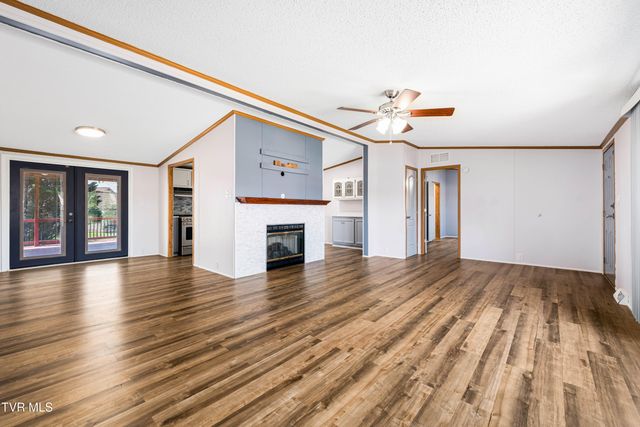 250 Douglas Chapel Road, Jonesborough, TN 37659