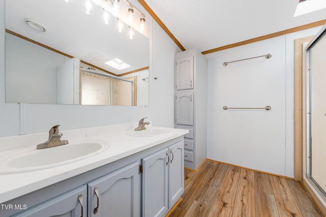 250 Douglas Chapel Road, Jonesborough, TN 37659